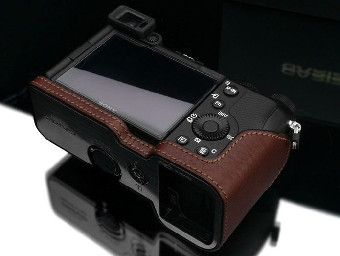 Кожаный чехол GARIZ для Sony α7C