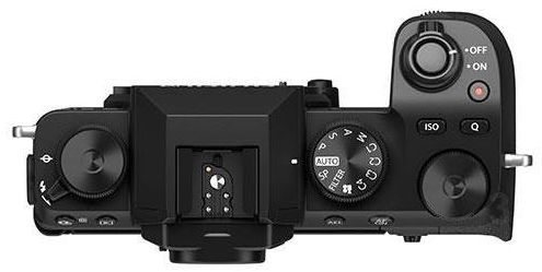 Появились первые фотографии беззеркальной камеры Fujifilm X-S10