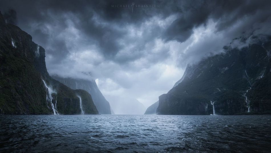 Невероятные пейзажи со всего мира от Michael Shainblum