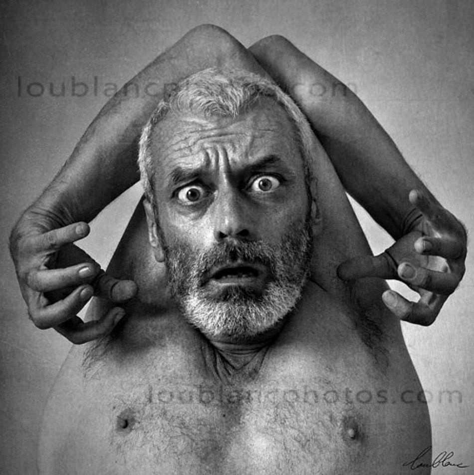 Язык тела в автопортретах Louis Blanc